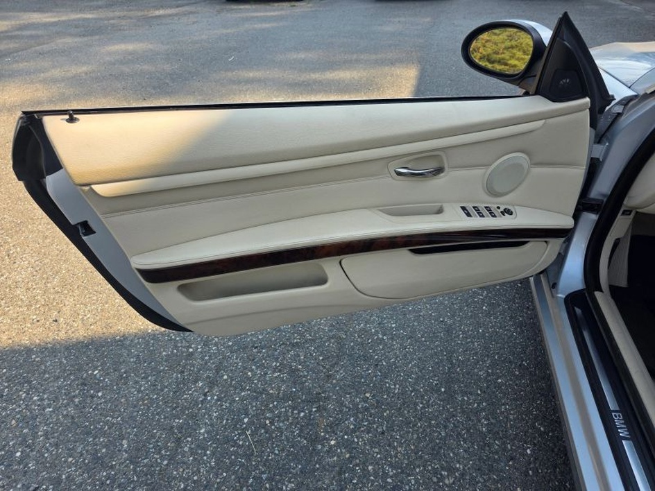 2008 BMW 3 Series 335i - Photo 9