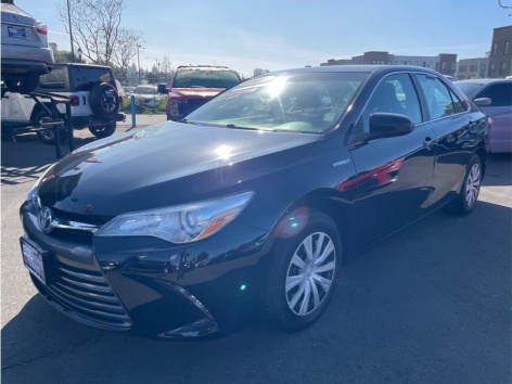 2017 Toyota Camry LE