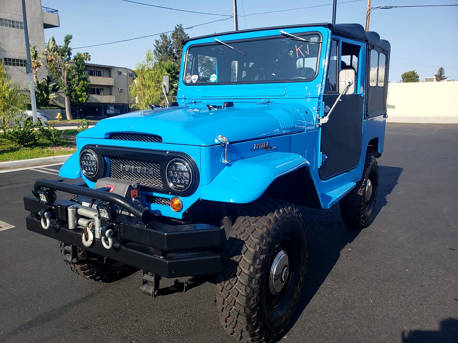 1965 TOYOTA LAND CRUISER - Classic vehicle Vintage vehicle Buy