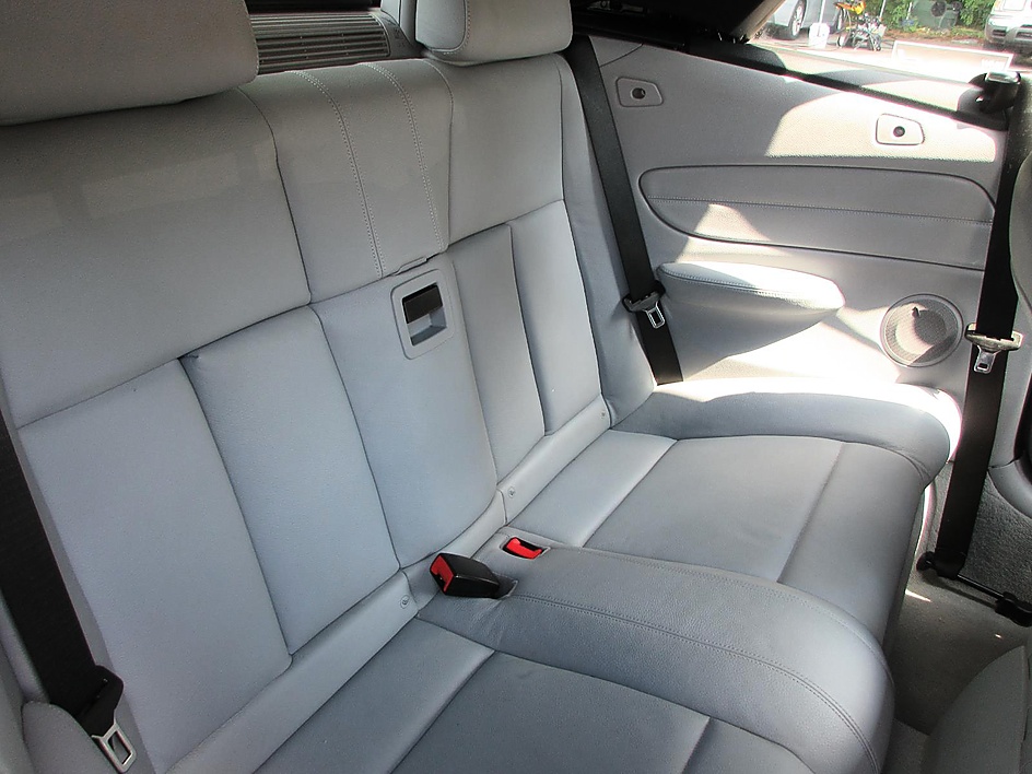2010 BMW 1 Series 135i - Photo 14