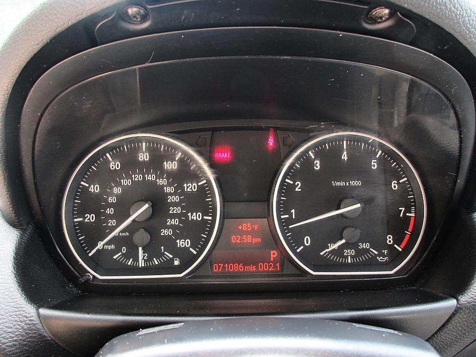 2010 BMW 1 Series 135i - Photo 11