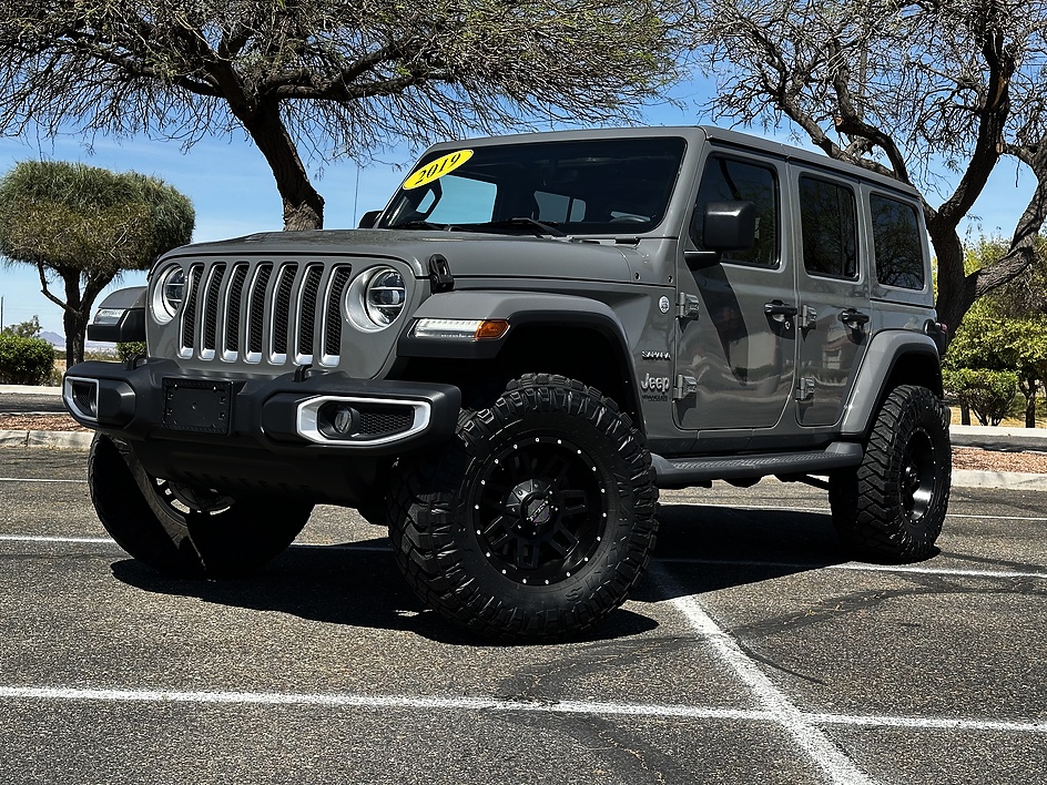 2019 Jeep Wrangler Sahara's photo