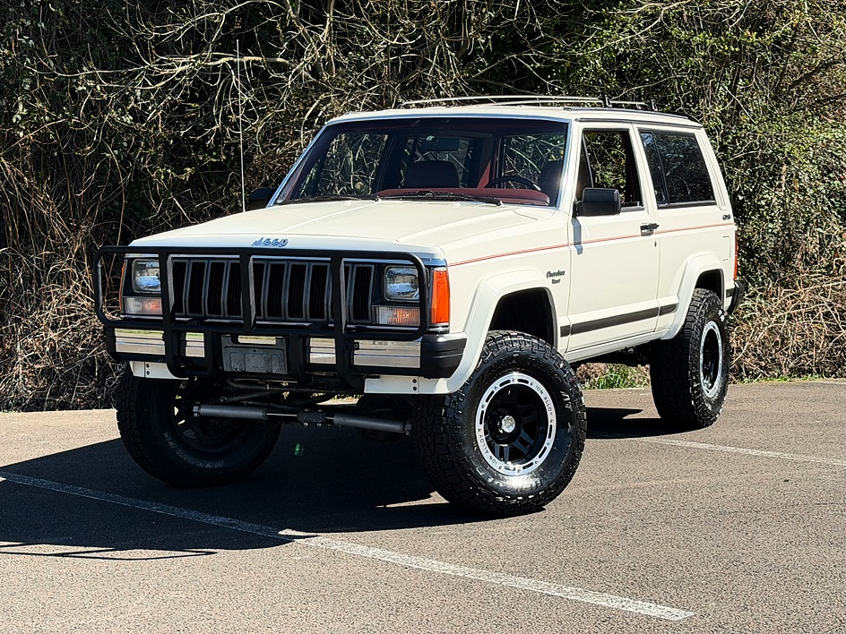 1986 Jeep Cherokee's photo