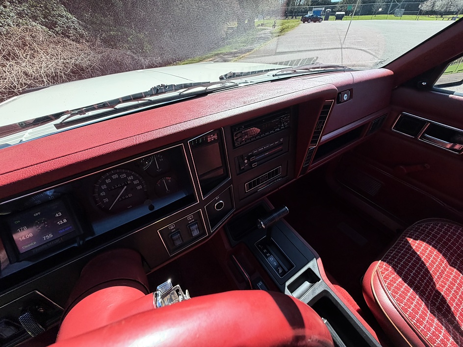 1986 Jeep Cherokee - Photo 24