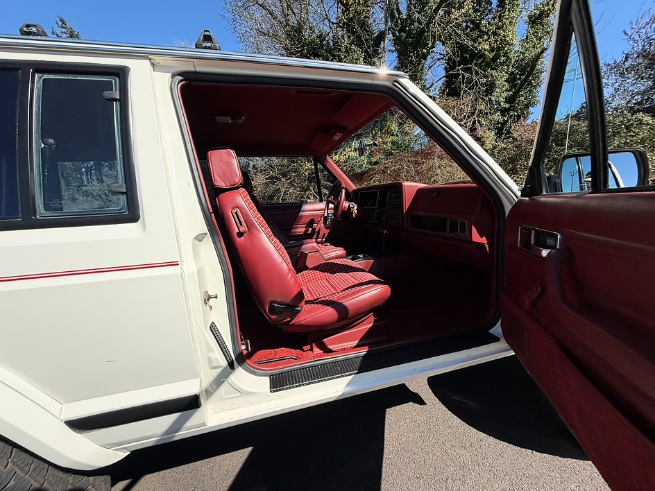 1986 Jeep Cherokee - Photo 30