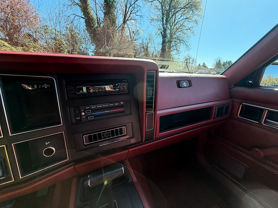 1986 Jeep Cherokee - Photo 26