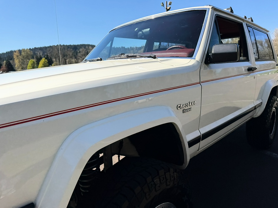 1986 Jeep Cherokee - Photo 77