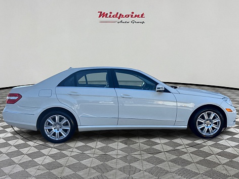 2012 Mercedes-Benz E-Class E350 Luxury's photo