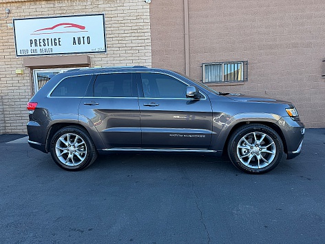 2016 Jeep Grand Cherokee Summit's photo