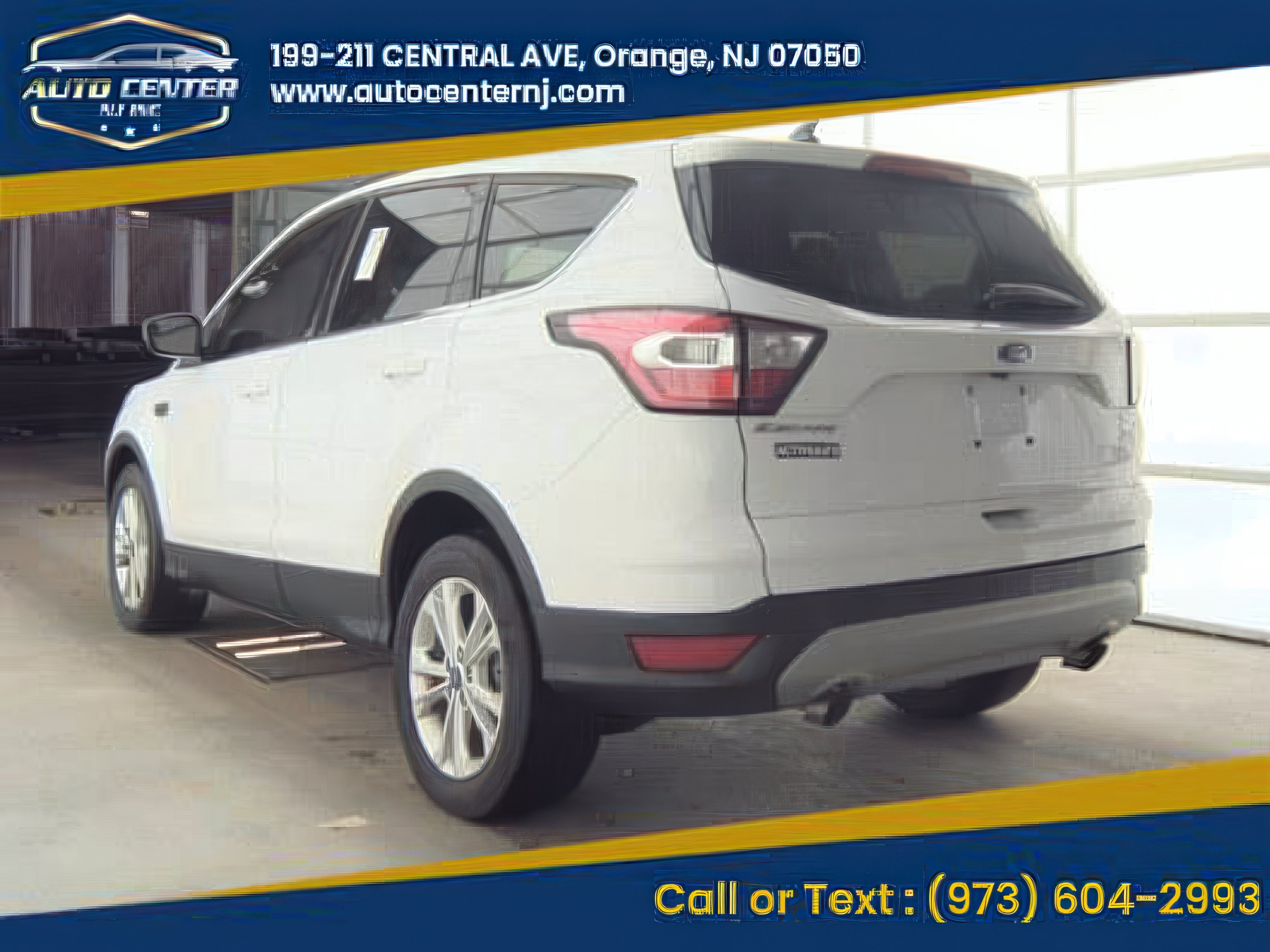 View vehicle photo 7