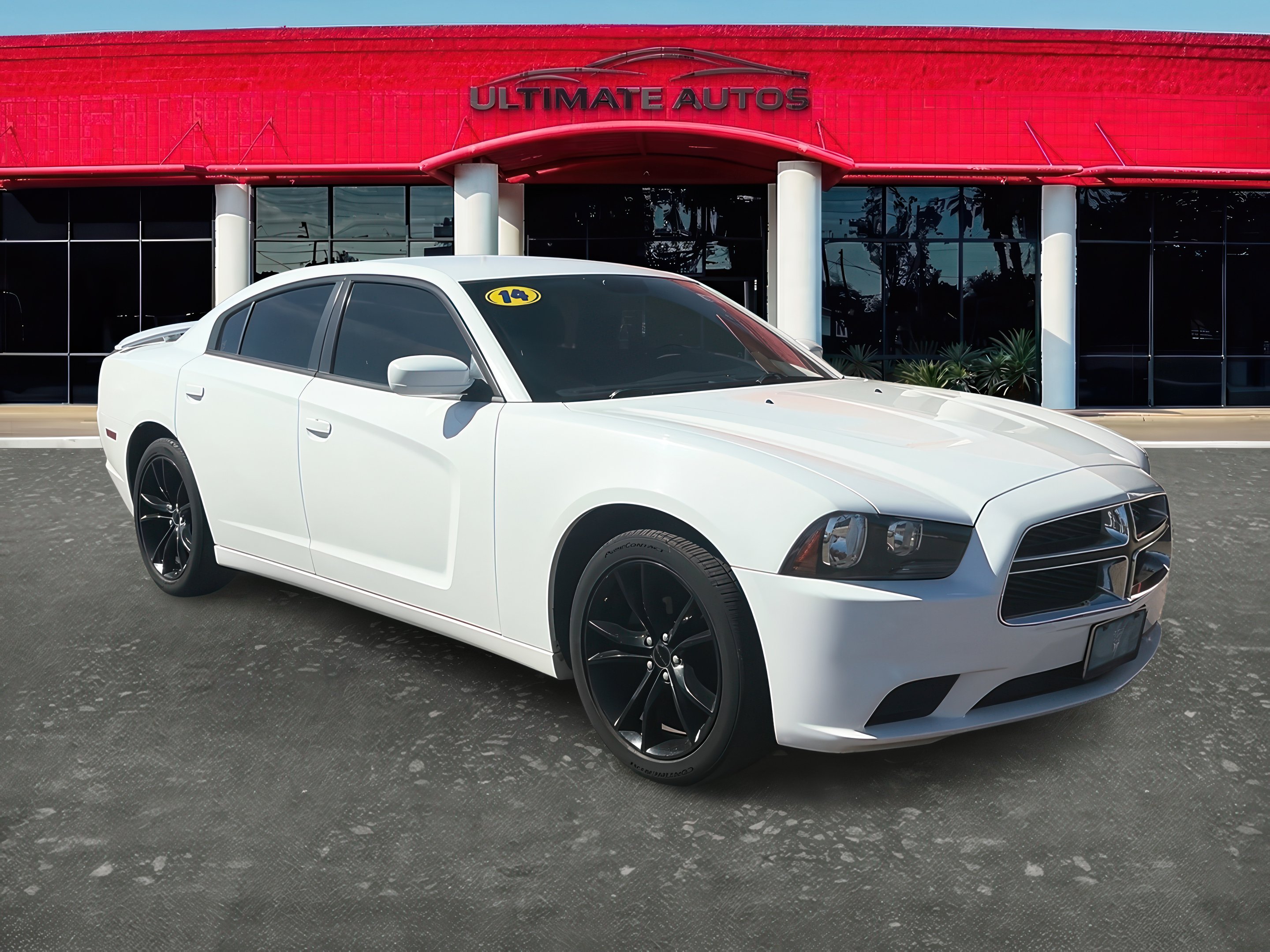 2014 Dodge Charger SE's photo