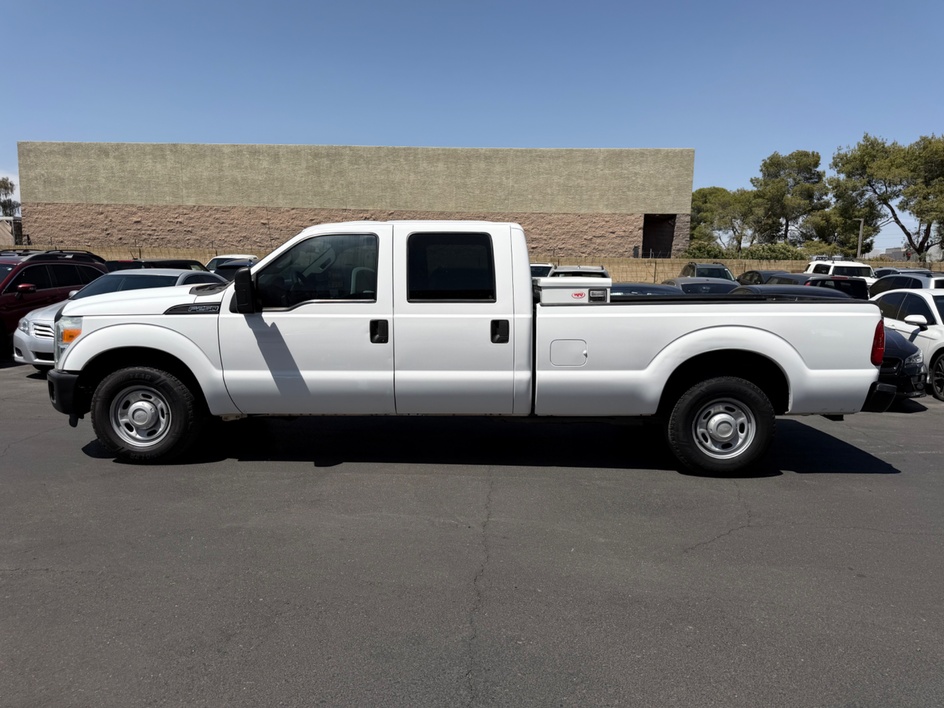2014 Ford F-250 XL Crew Cab 172 in's photo