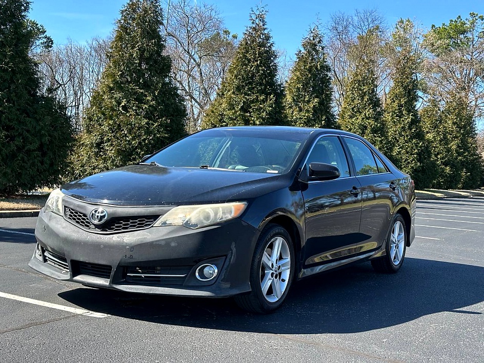 2014 Toyota Camry SE