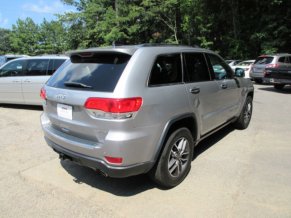 Jeep Grand Cherokee photo 5