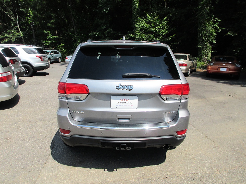 Jeep Grand Cherokee photo 6