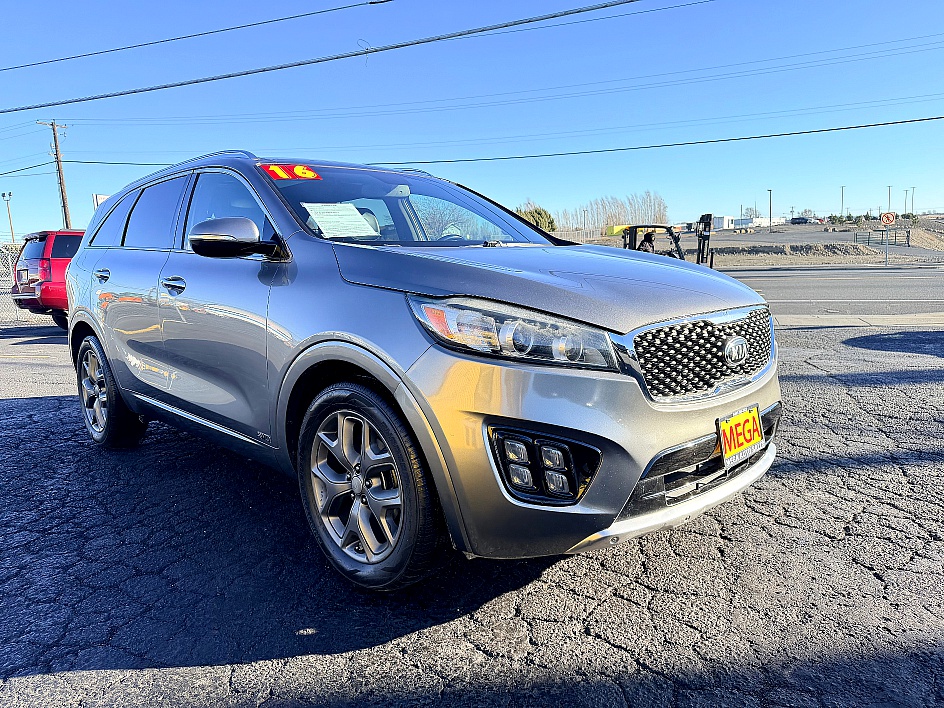 2016 Kia Sorento Limited's photo