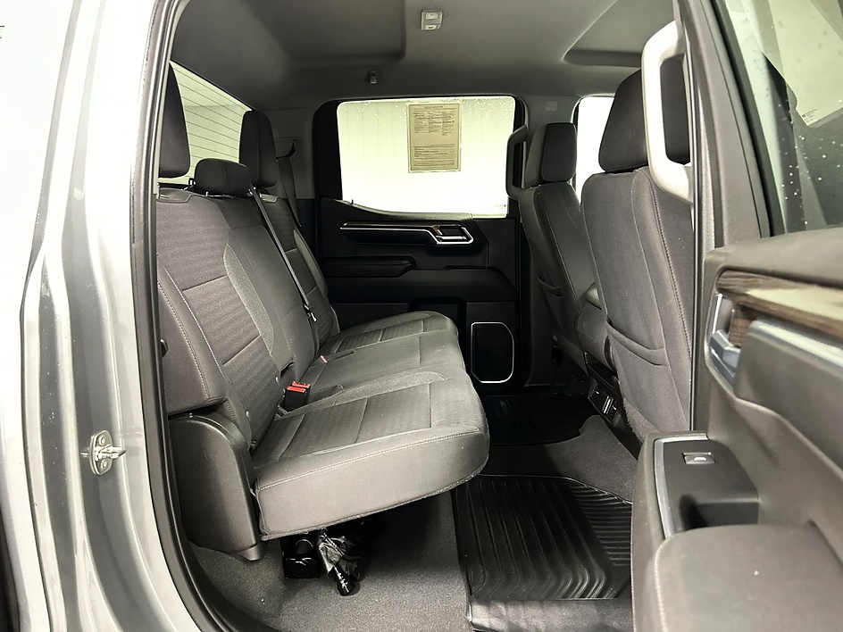 2023 Chevrolet Silverado 1500 RST - Photo 6