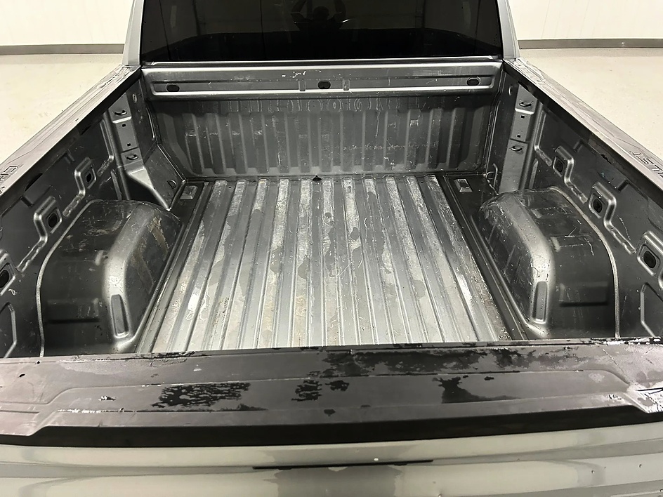 2023 Chevrolet Silverado 1500 RST - Photo 11