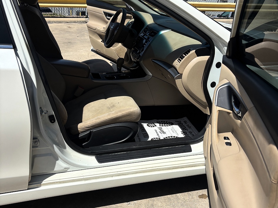 2015 Nissan Altima S - Photo 15
