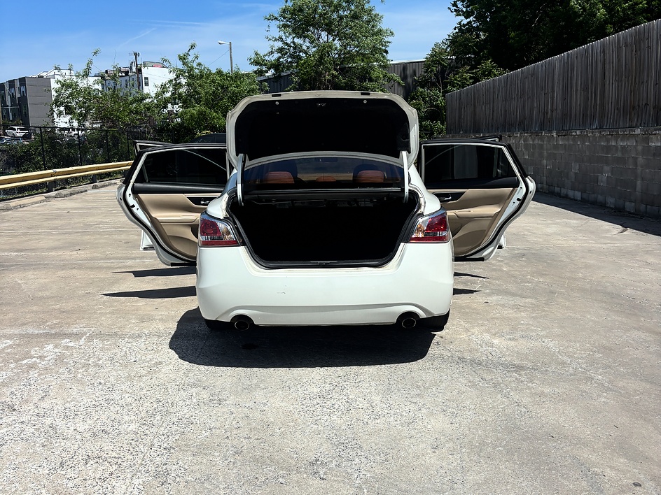 2015 Nissan Altima S - Photo 11