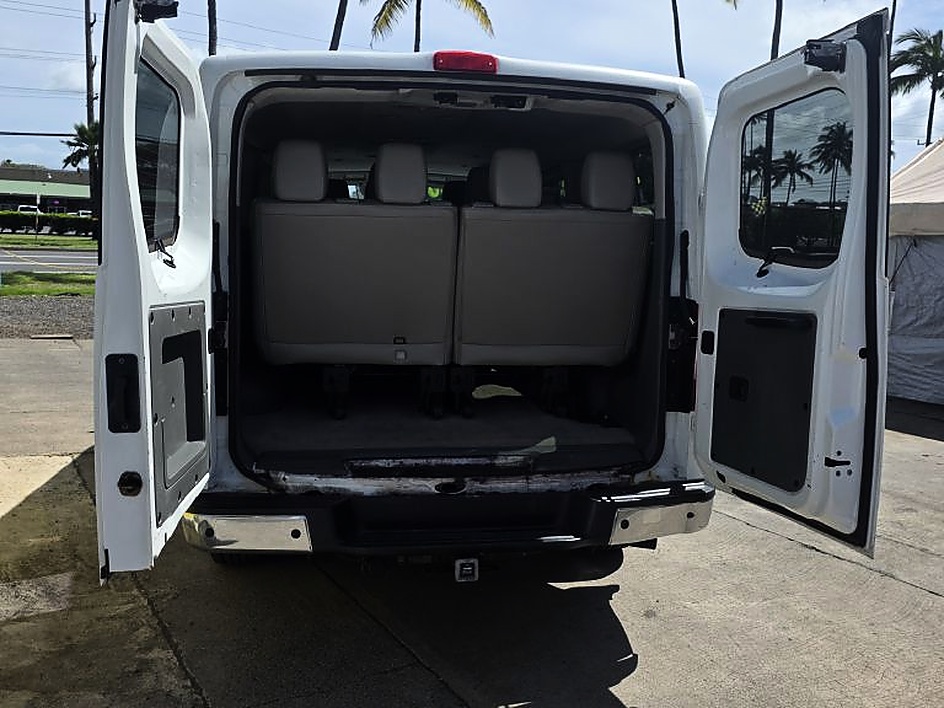 2016 Nissan NV Passenger SL - Photo 14