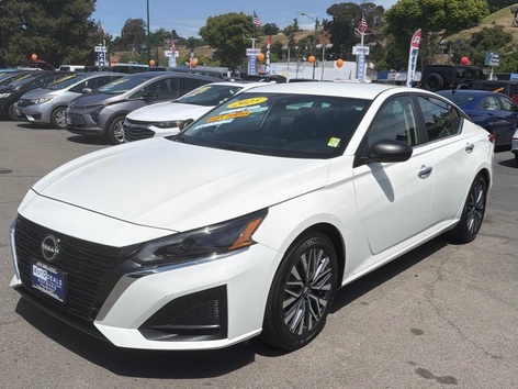2025 Nissan Altima