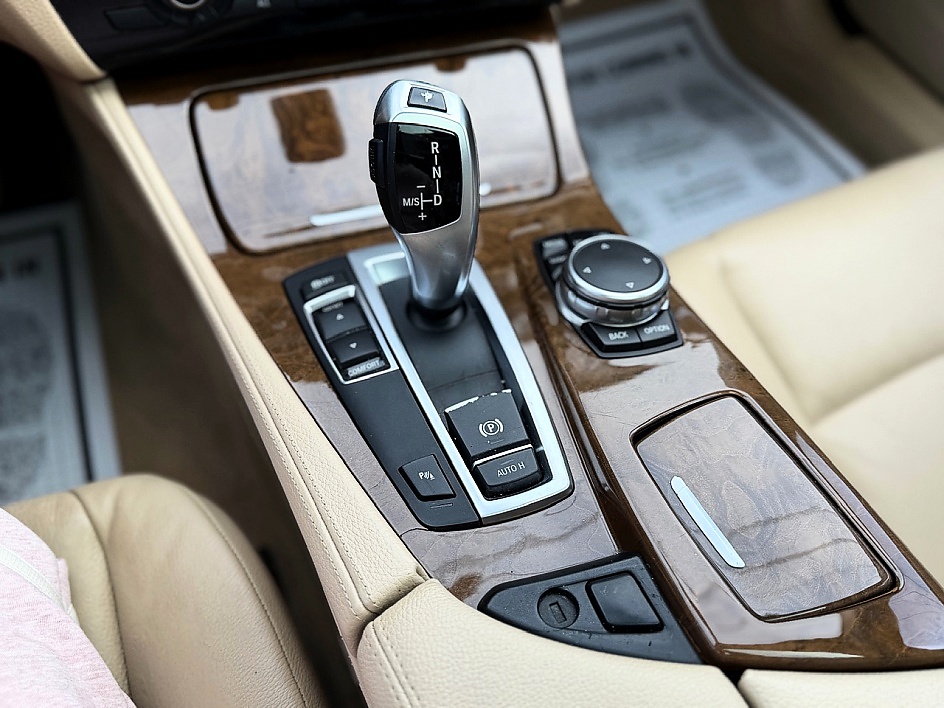 2013 BMW 5 Series 535i - Photo 26