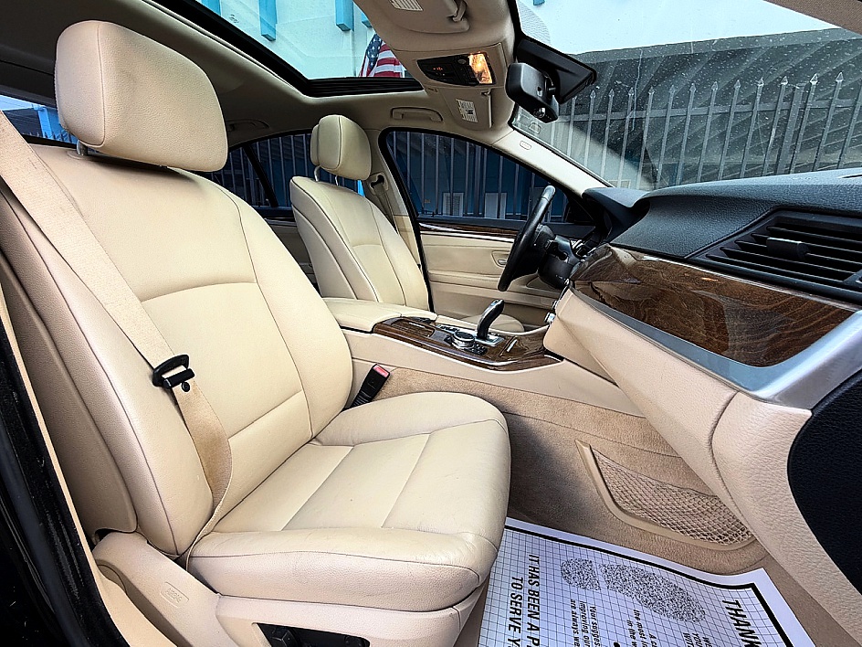 2013 BMW 5 Series 535i - Photo 19