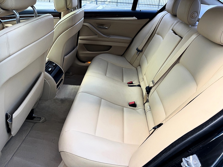 2013 BMW 5 Series 535i - Photo 17