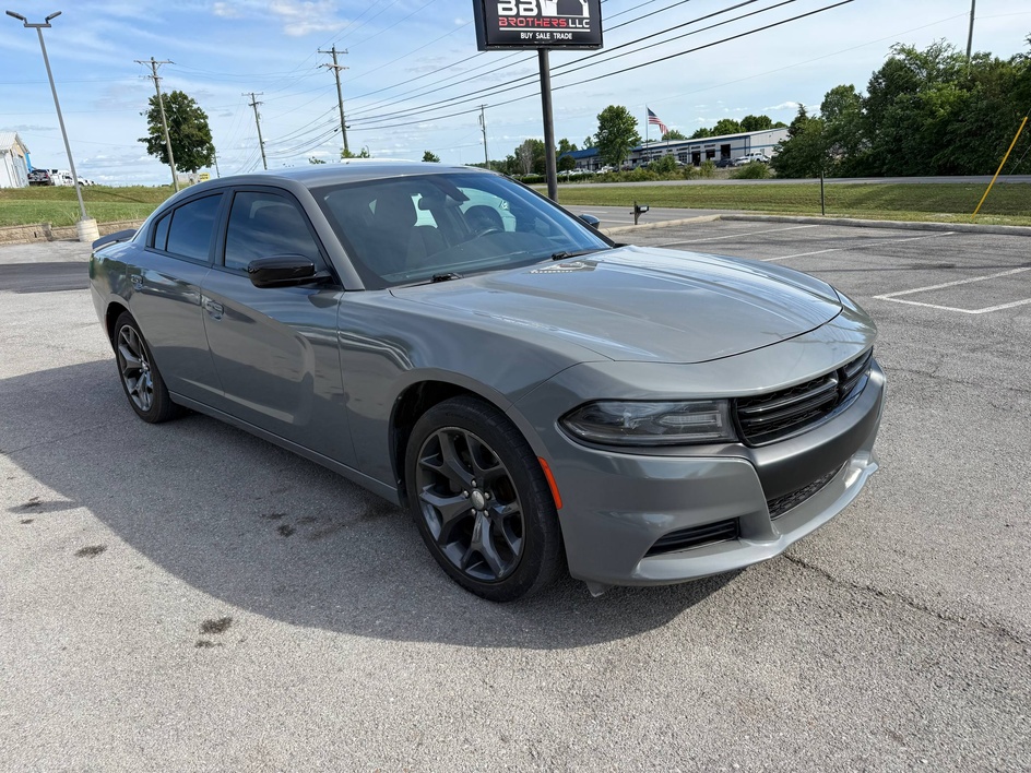 2019 Dodge Charger SXT's photo