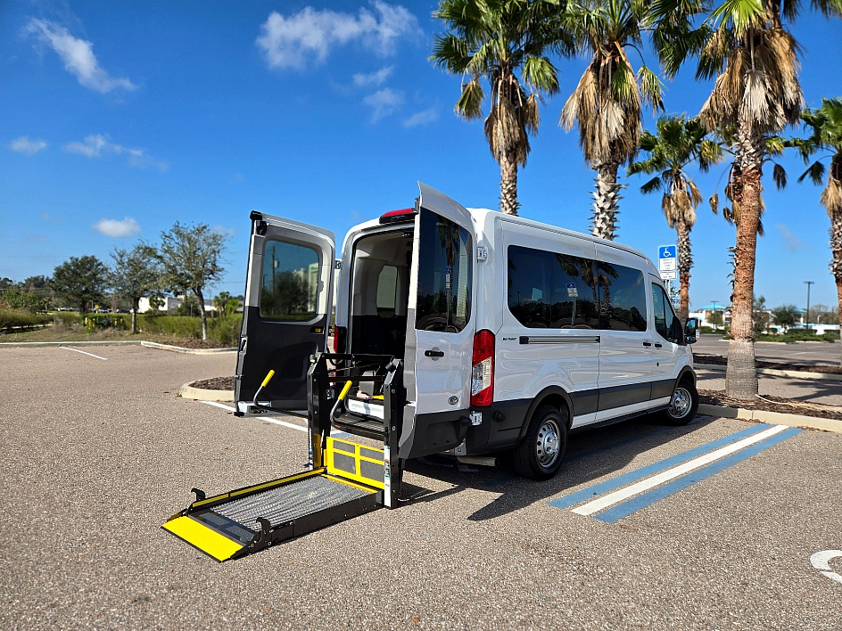 2023 Ford Transit Passenger Van XL's photo