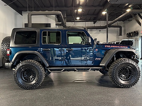 2025 Jeep Wrangler Rubicon's photo