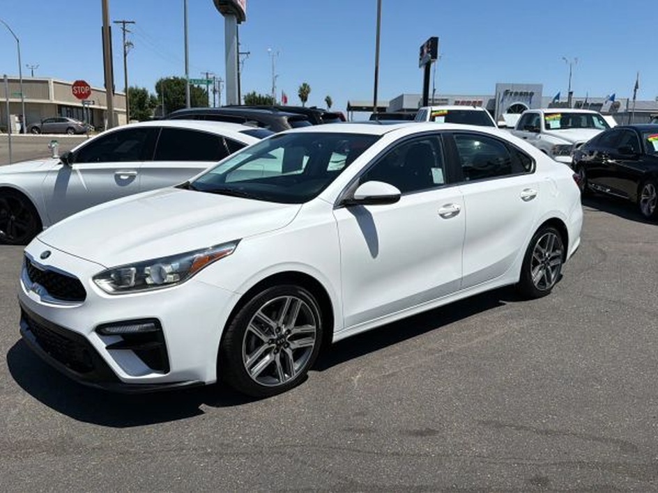 2021 Kia Forte EX AT's photo