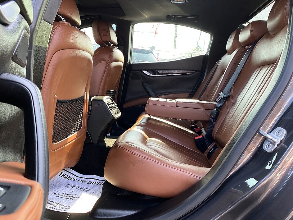 2014 Maserati Ghibli S - Photo 12