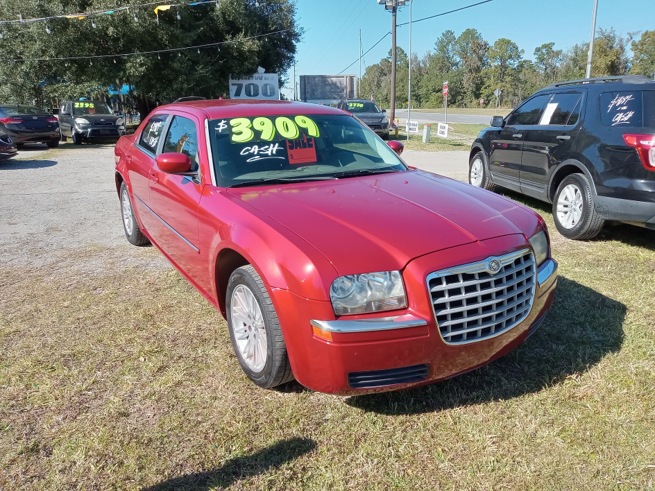 2008 Chrysler 300 LX's photo