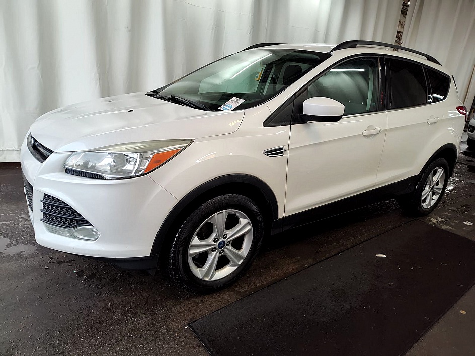 2014 Ford Escape SE's photo