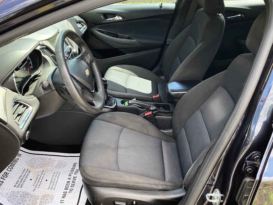 2016 Chevrolet Cruze L - Photo 8