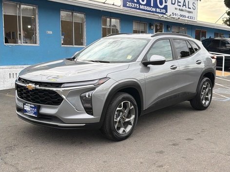 2025 Chevrolet Trax LT