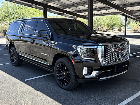 2023 GMC Yukon Denali's photo