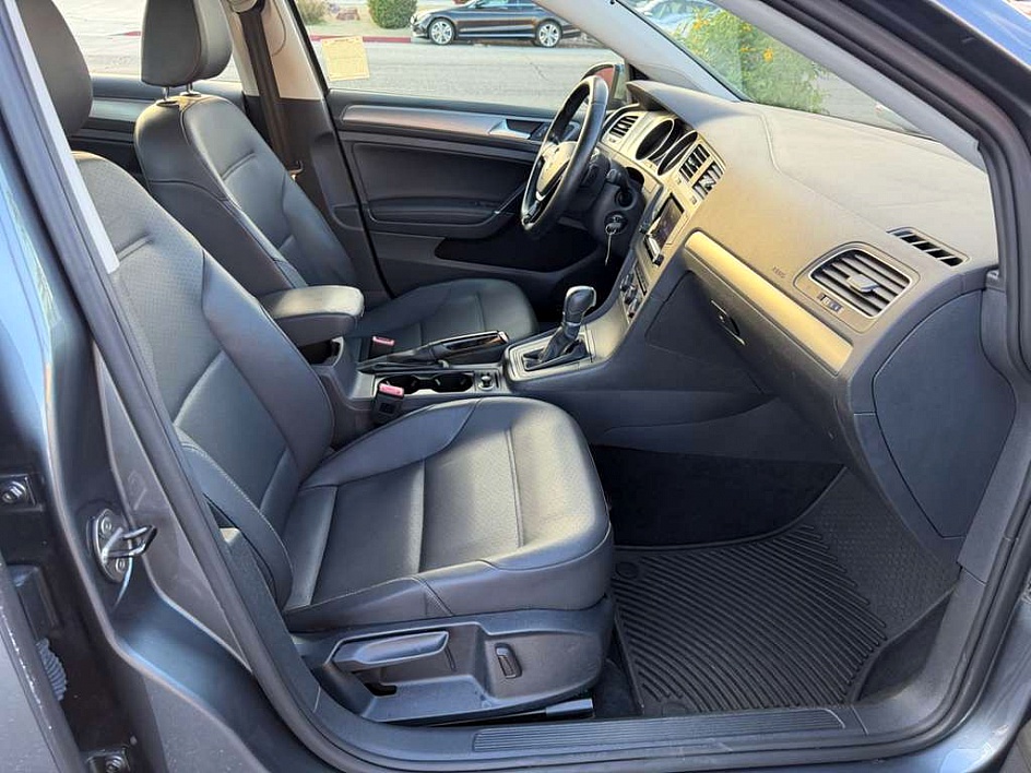 2015 Volkswagen Golf TSI S - Photo 10