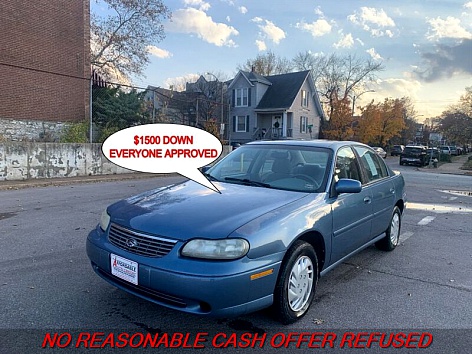 1999 Chevrolet Malibu Base's photo