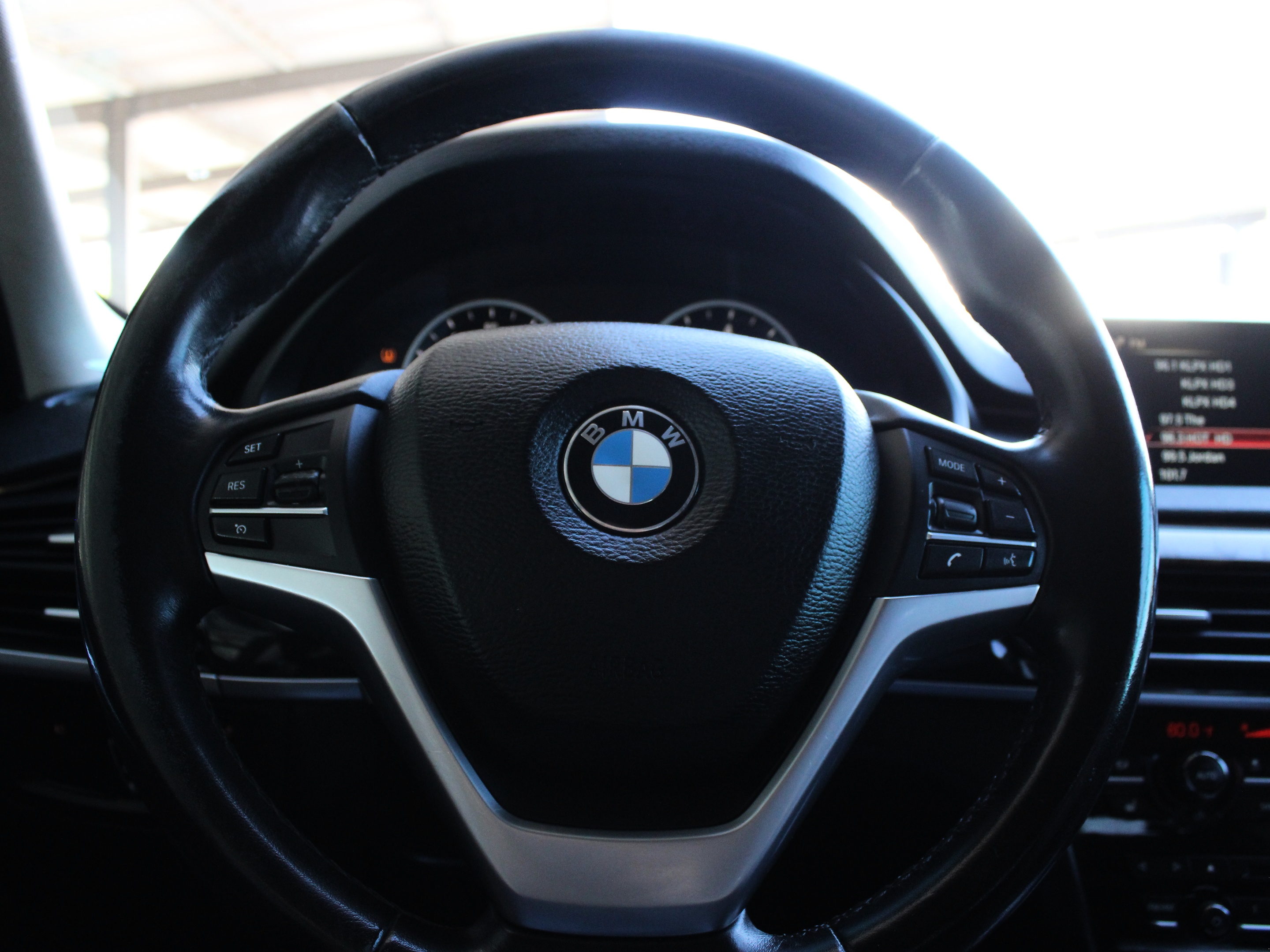 2014 BMW X5 xDrive50i - Photo 9