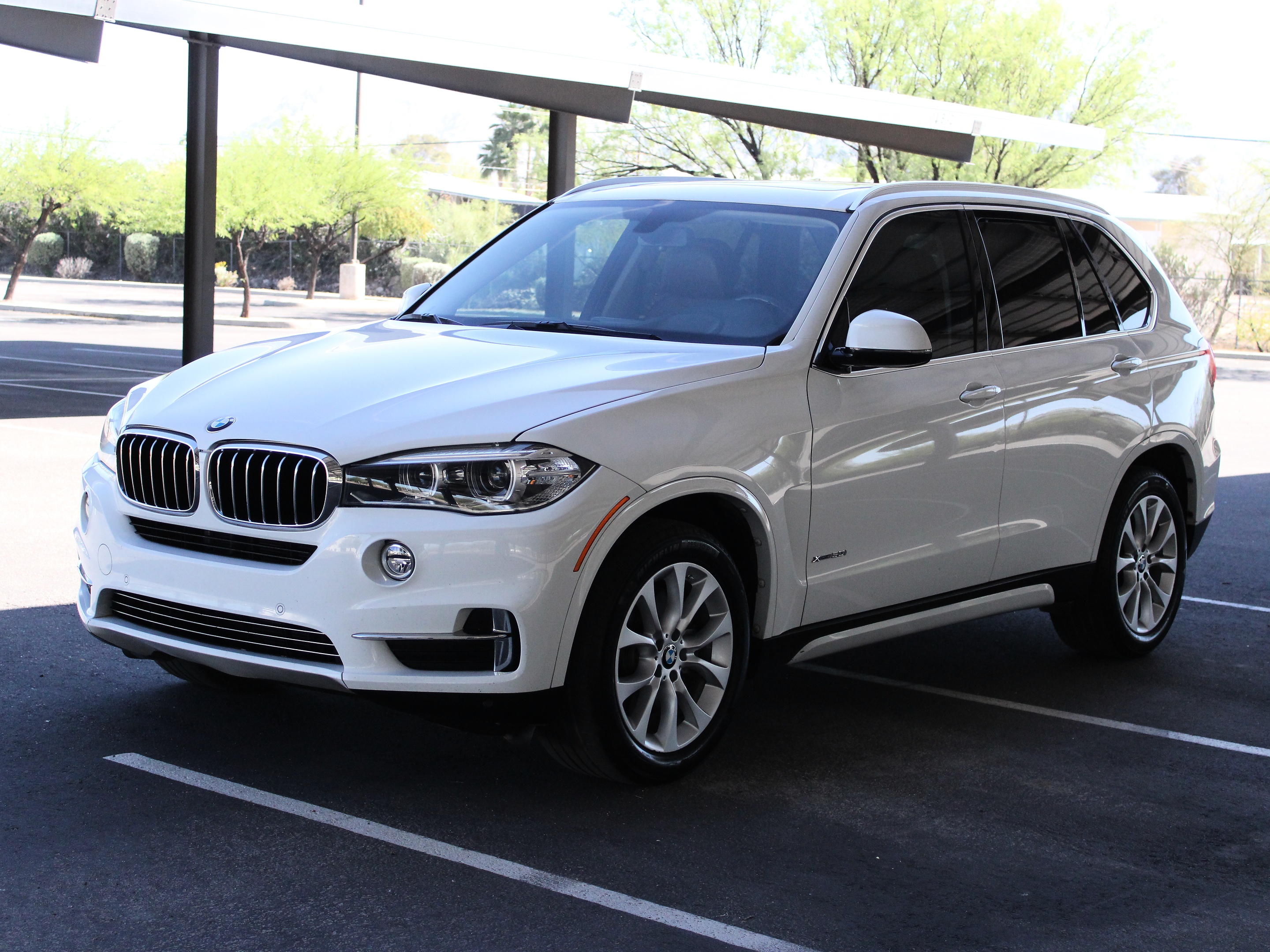 2014 BMW X5 xDrive50i - Photo 3
