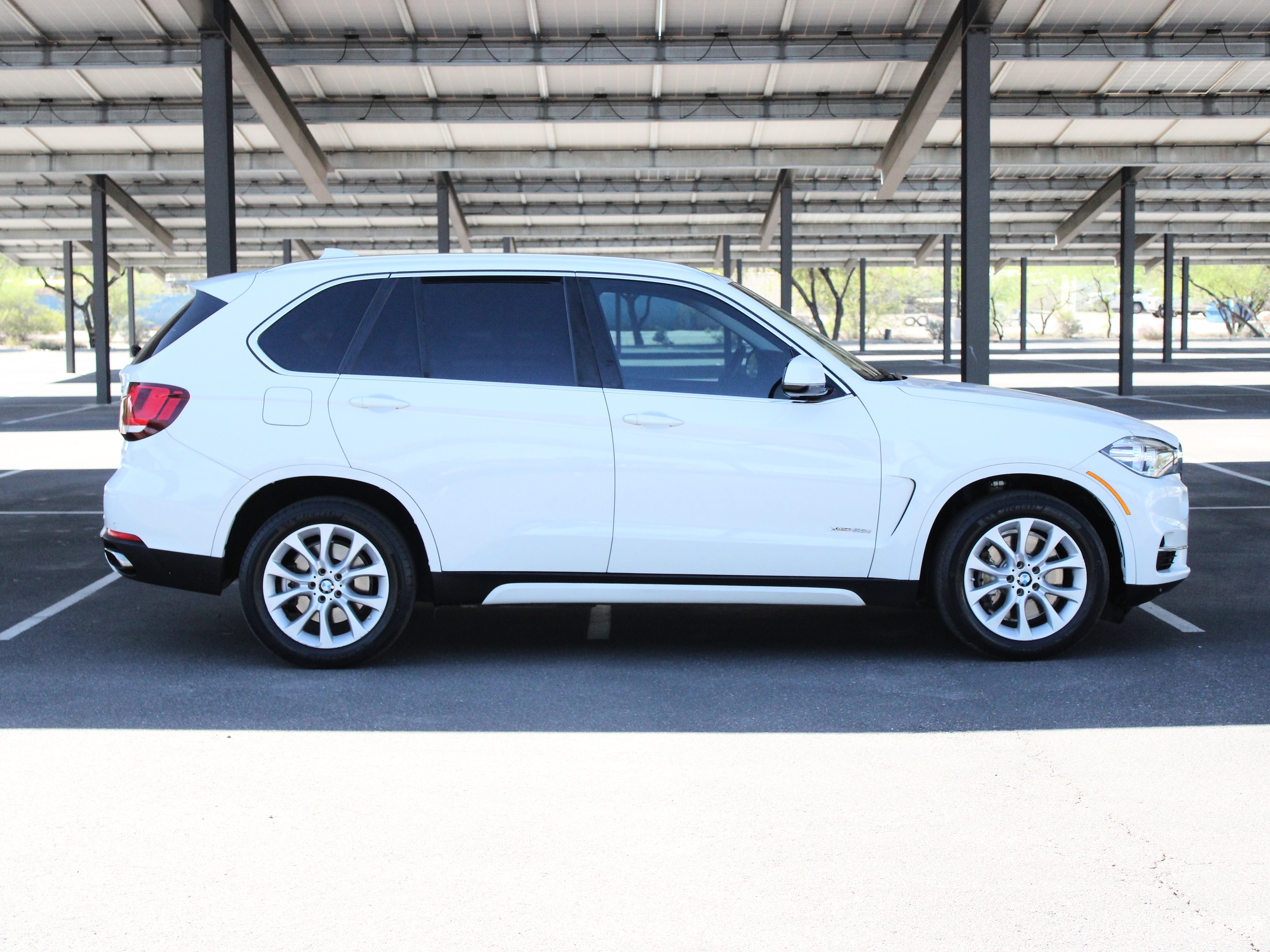 2014 BMW X5 xDrive50i - Photo 8