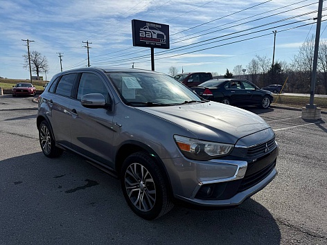 2017 Mitsubishi Outlander Sport ES's photo