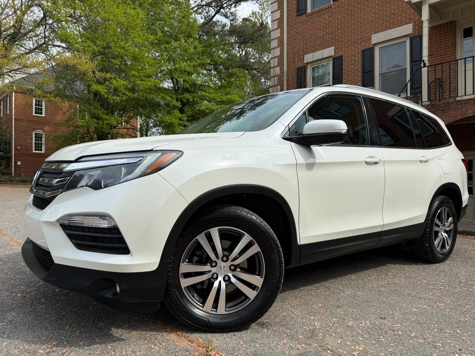 2016 Honda Pilot 4WD EX-L w/RES's photo