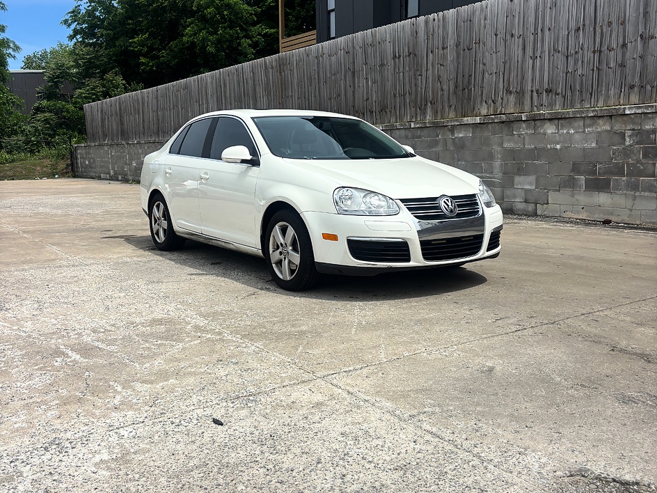 2008 Volkswagen Jetta SE's photo