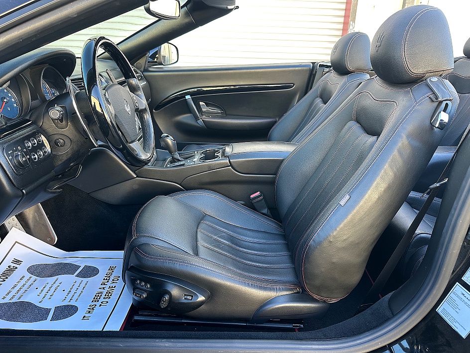 2010 Maserati GranTurismo Base - Photo 12
