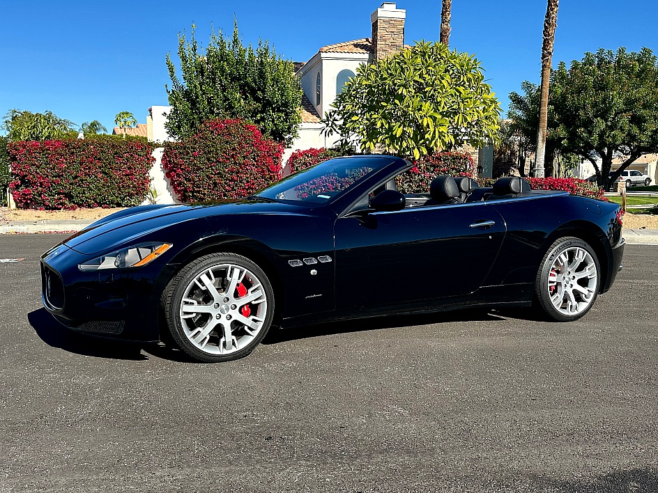 2010 Maserati GranTurismo Base - Photo 1