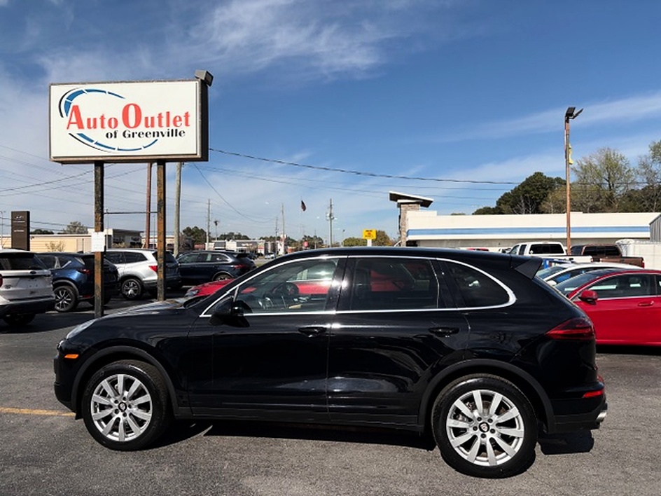 2016 Porsche Cayenne Base